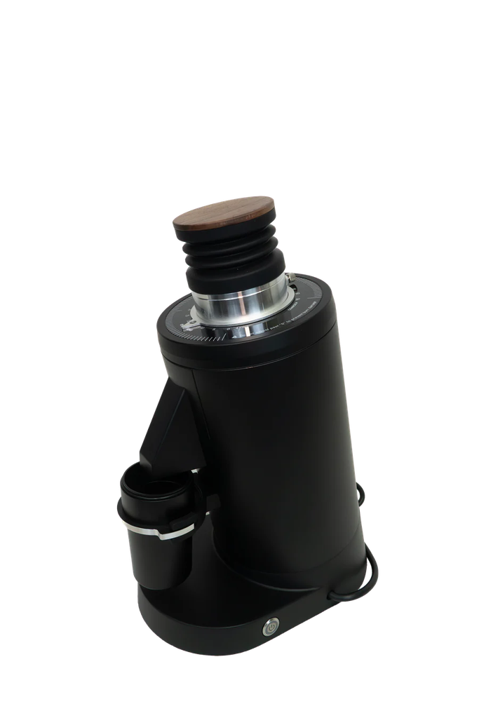 DF83 Gen2 Black Studio Angle